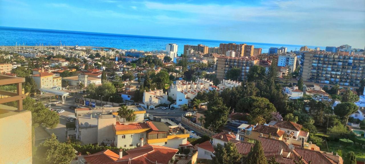 Апартаменты Apartamento Con Vistas Al Mar En Puerto Marina Торремолинос Экстерьер фото