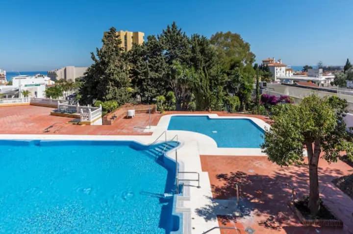 Апартаменты Apartamento Con Vistas Al Mar En Puerto Marina Торремолинос Экстерьер фото